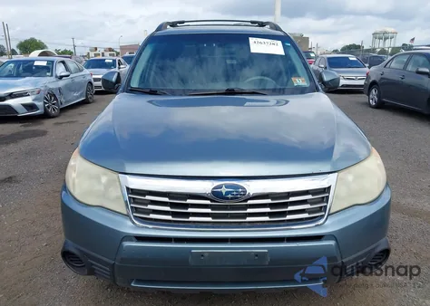 2010 Subaru Forester 2.5X Premium z USA, uszkodzony, nr VIN JF2SH6CCXAG702539